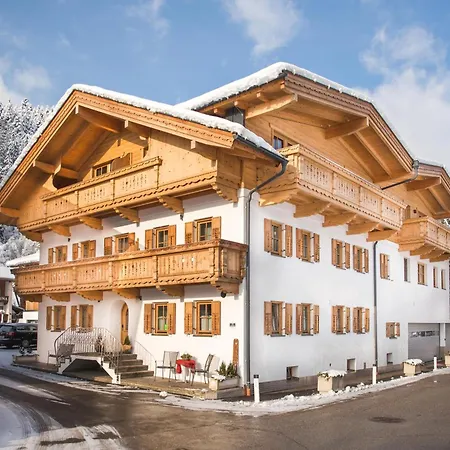 Appartementhaus Soellbacherhof Apartman *
