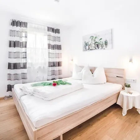 Apartament Soellbacherhof Fügen