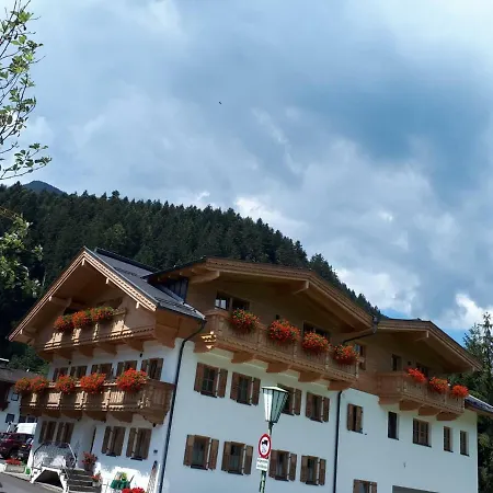Appartementhaus Soellbacherhof Apartman Fügen