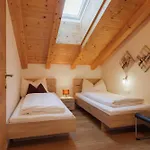 Apartment Soellbacherhof Fuegen
